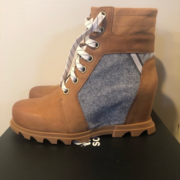 Sorel Shoes - Sorel Joan of Arctic Wedge III Lexie Bootie SIZE:9.5